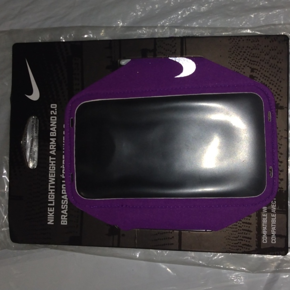 Nike lightweight armband 2.0
